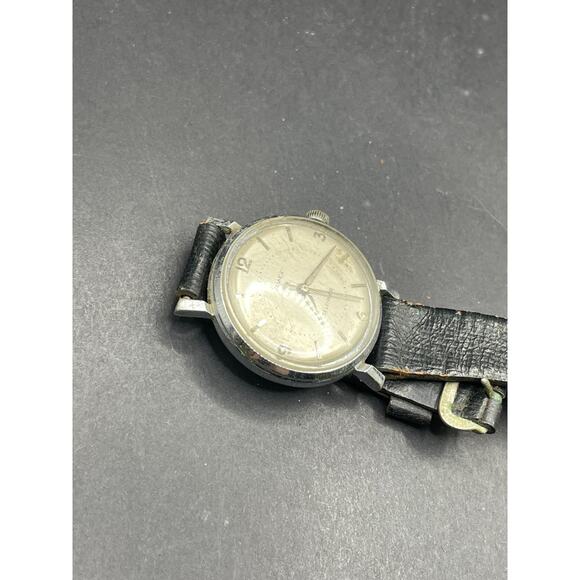 Vintage Timex Viscount Self Wind Watch White Dal Black Leather Band 36mm main image 8